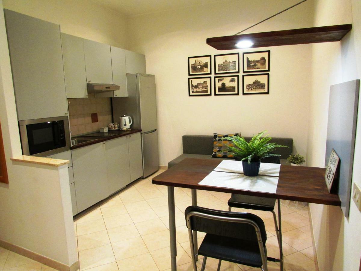 Fontana Di Trevi - Historic Center Apartment *