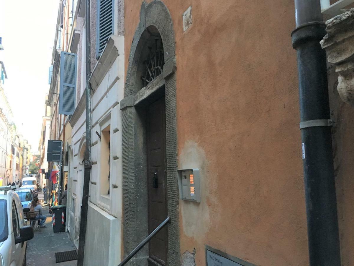 Appartamento Chroma Farinone 28 Roma