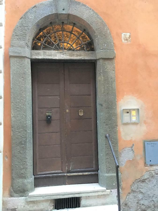 Chroma Farinone 28 Roma