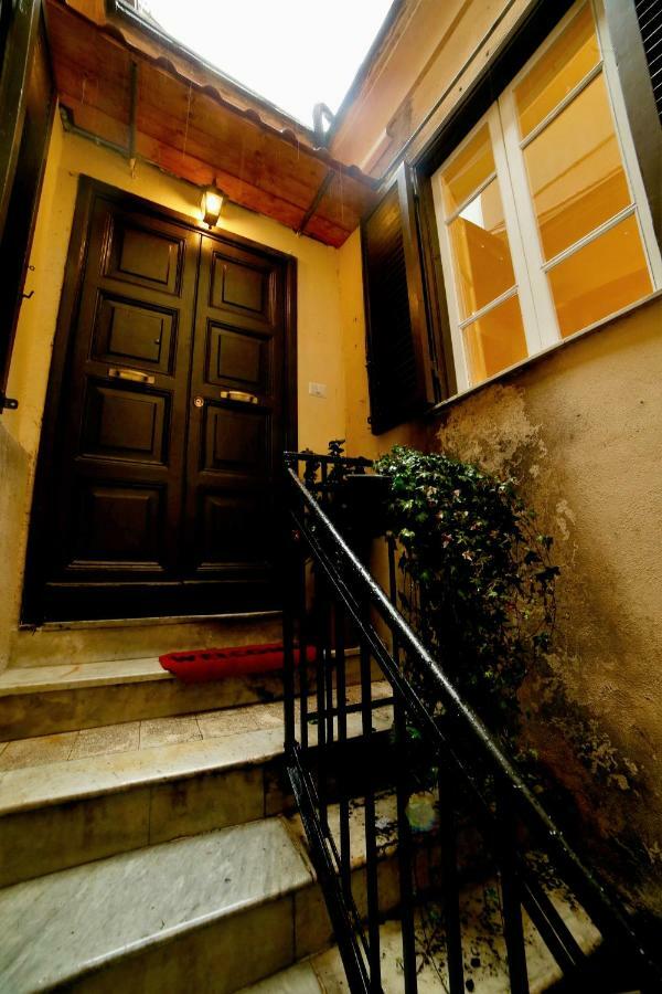 Paola's In The Heart Of Trastevere, Appartamento Roma