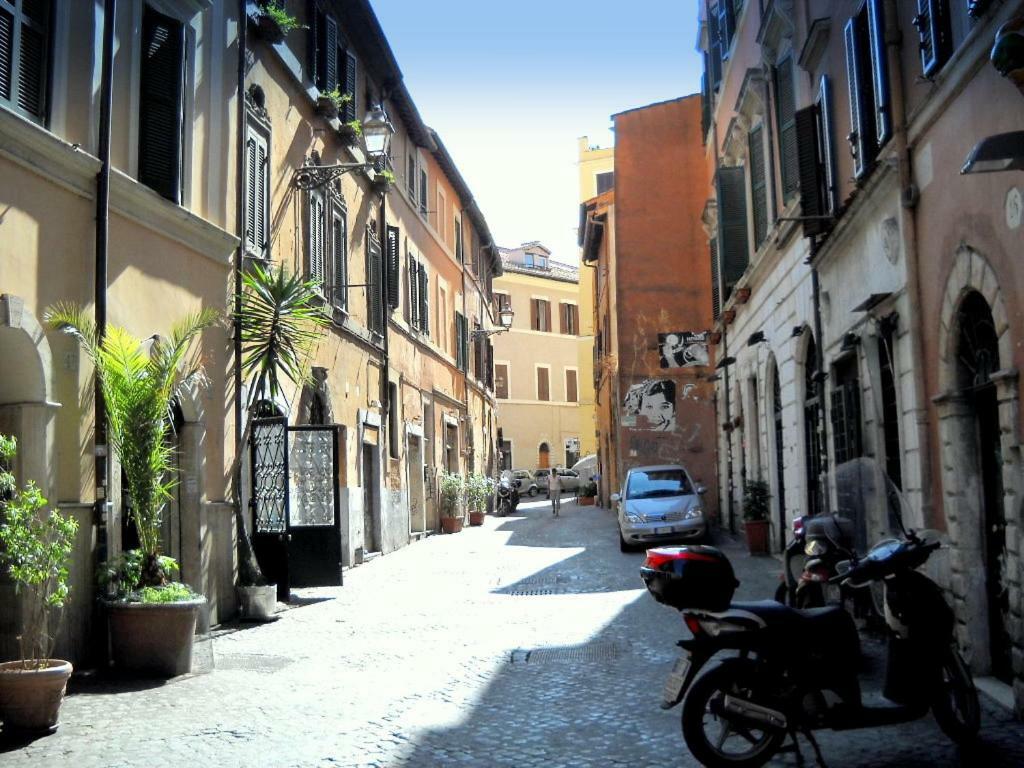Appartamento Paola's In The Heart Of Trastevere, Roma