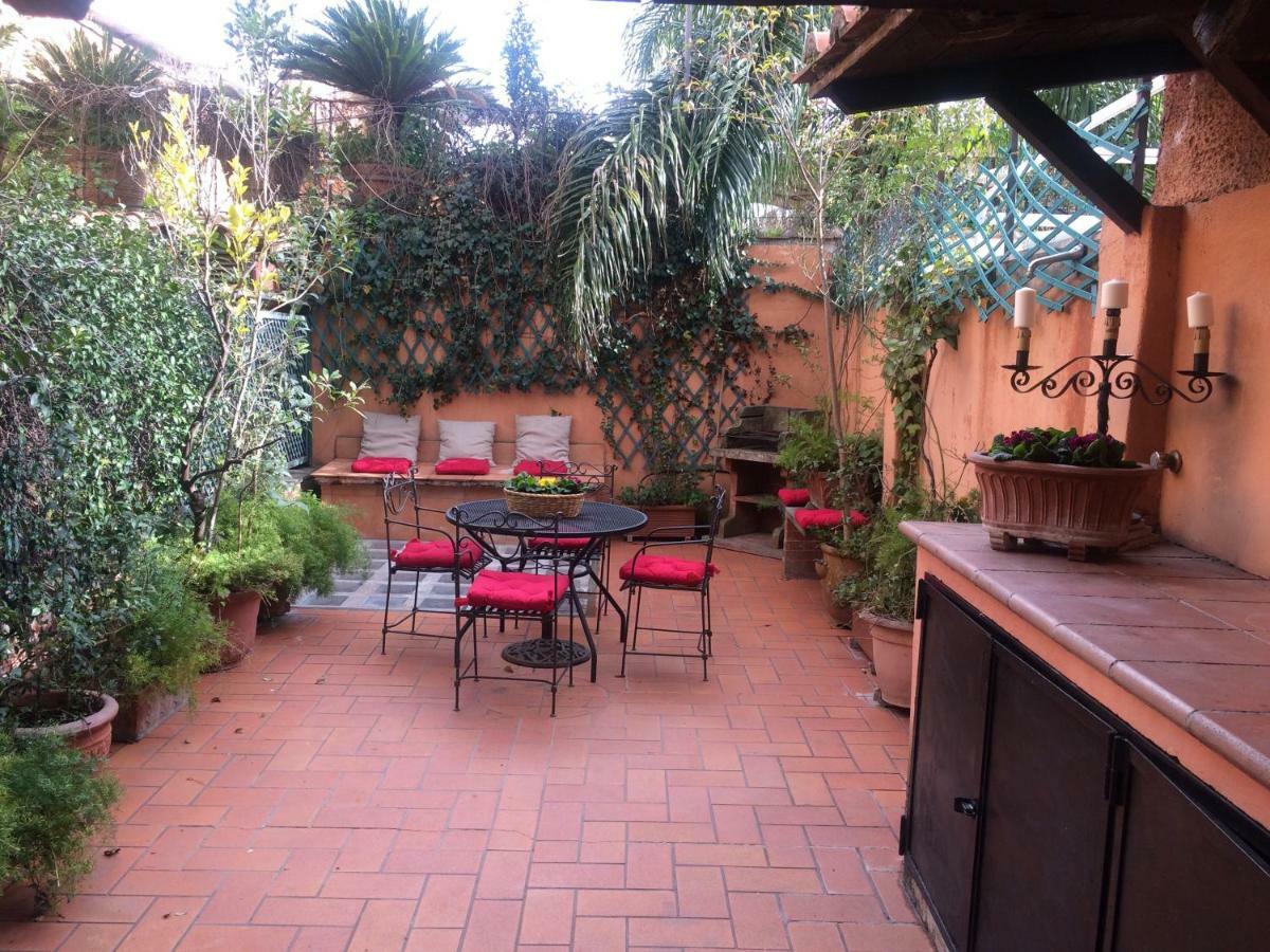 Casa de Férias Cedro Terrace&jacuzzi - Loft In Trastevere Roma