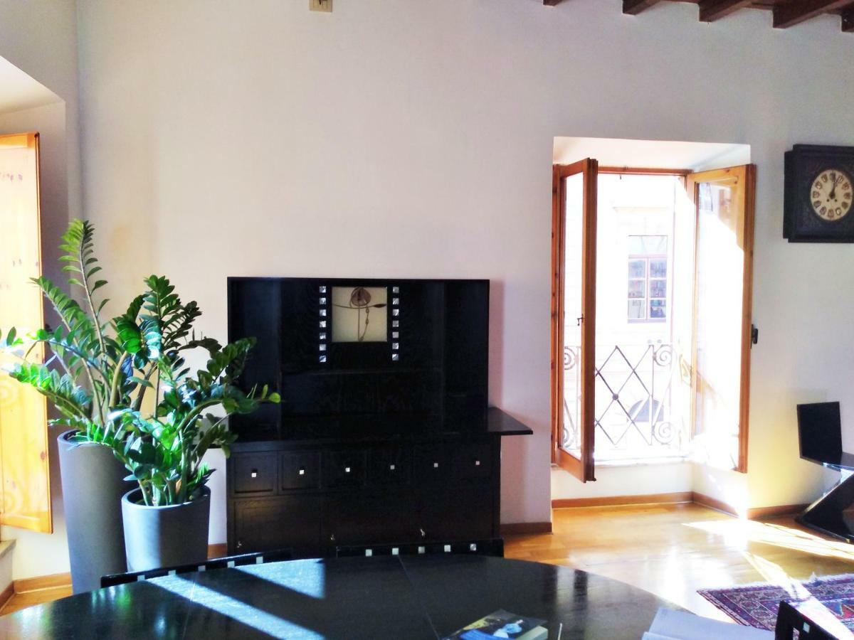Reginella Apartment *