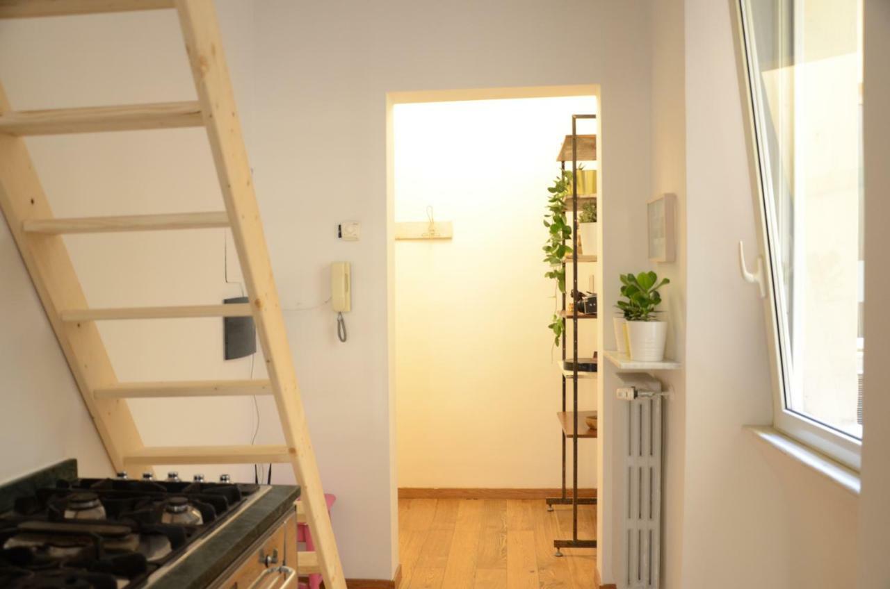 Bukowski's House Apartment