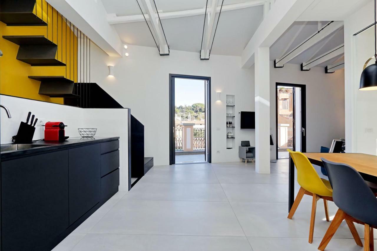 Apartment Tiffany Deluxe Penthouse 30 Mt. From Piazza Di Spagna