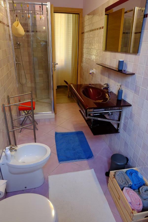 Apartment Ella Rom