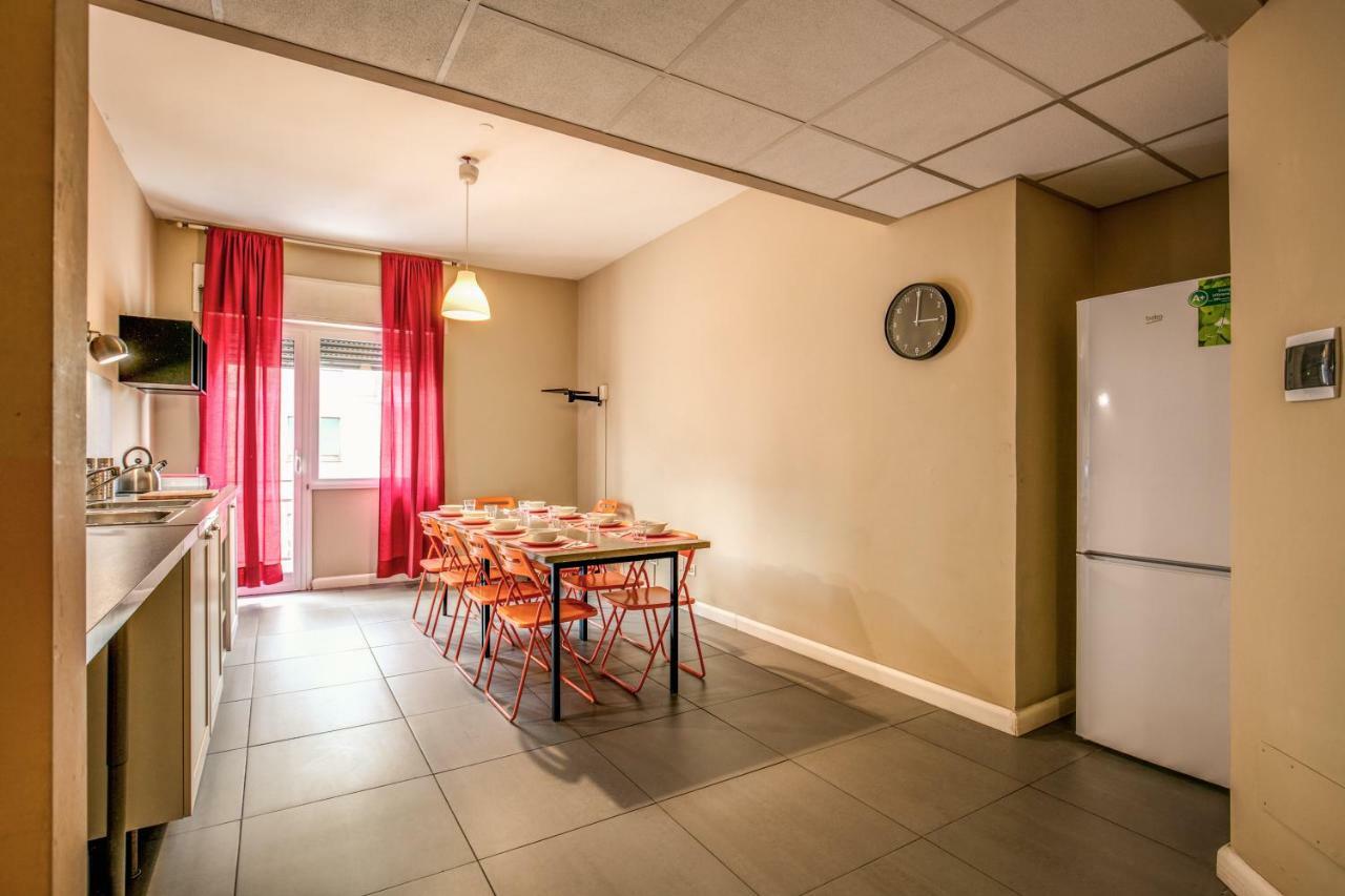 Tuscolano 6 Bedroom 6 Bathroom Appartamento *