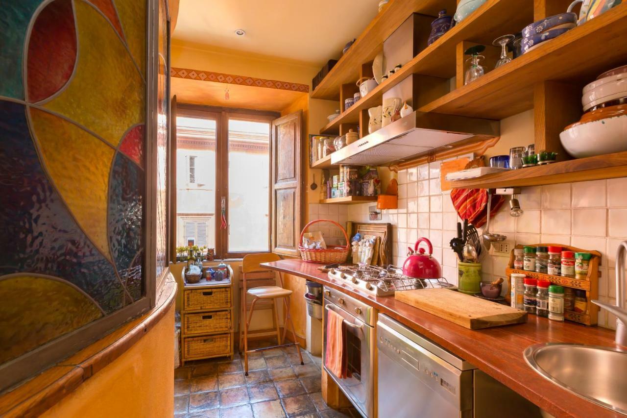 Charming Colosseum Apartment Rome
