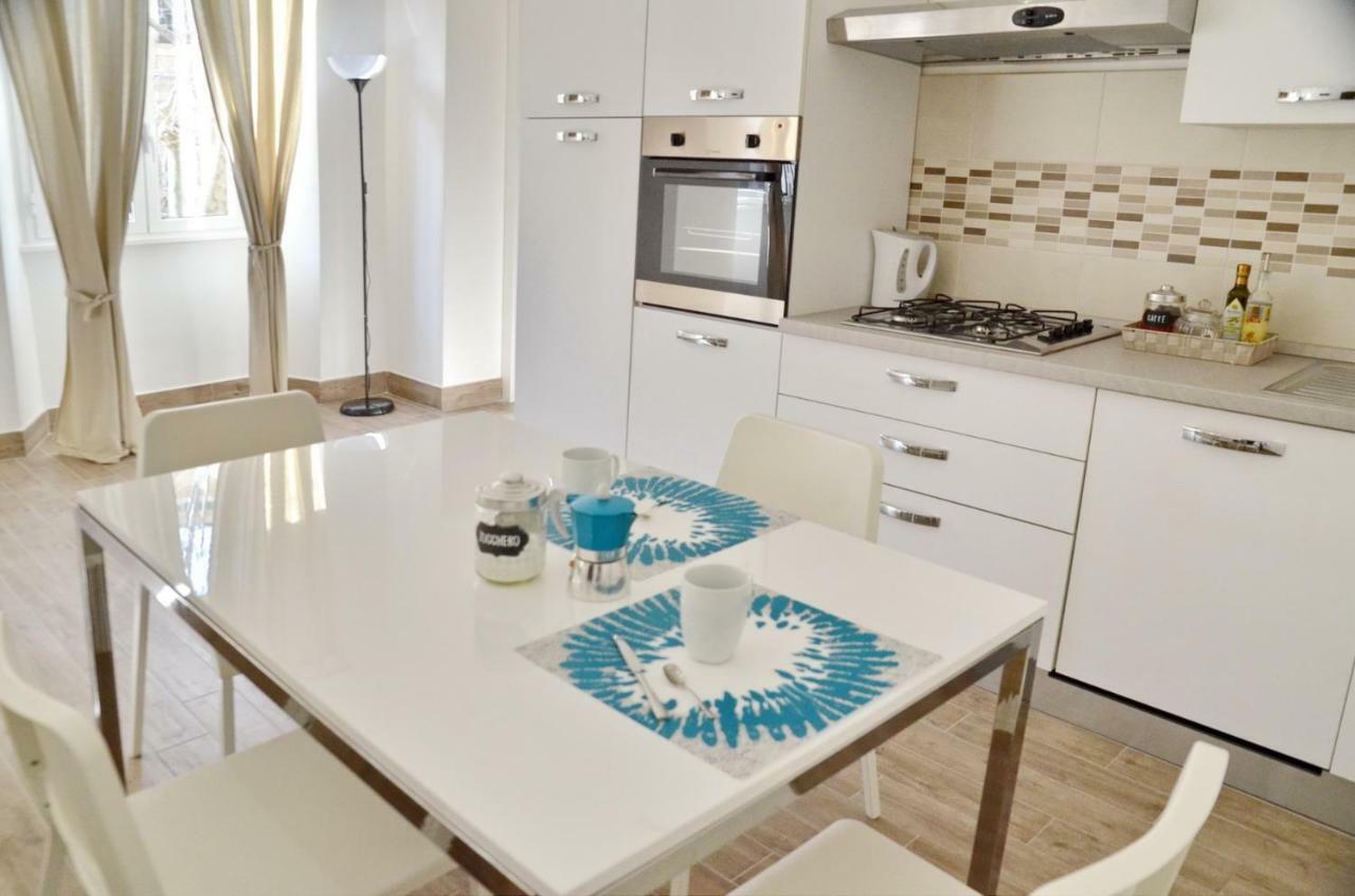 Domitilla - Luxury In The Heart Of Apartamento *