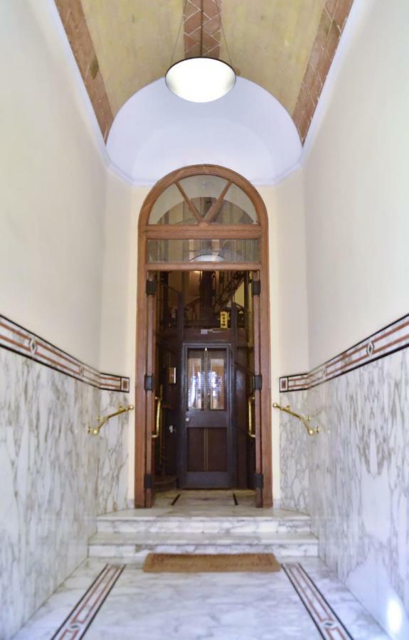 Domitilla - Luxury In The Heart Of Apartamento *