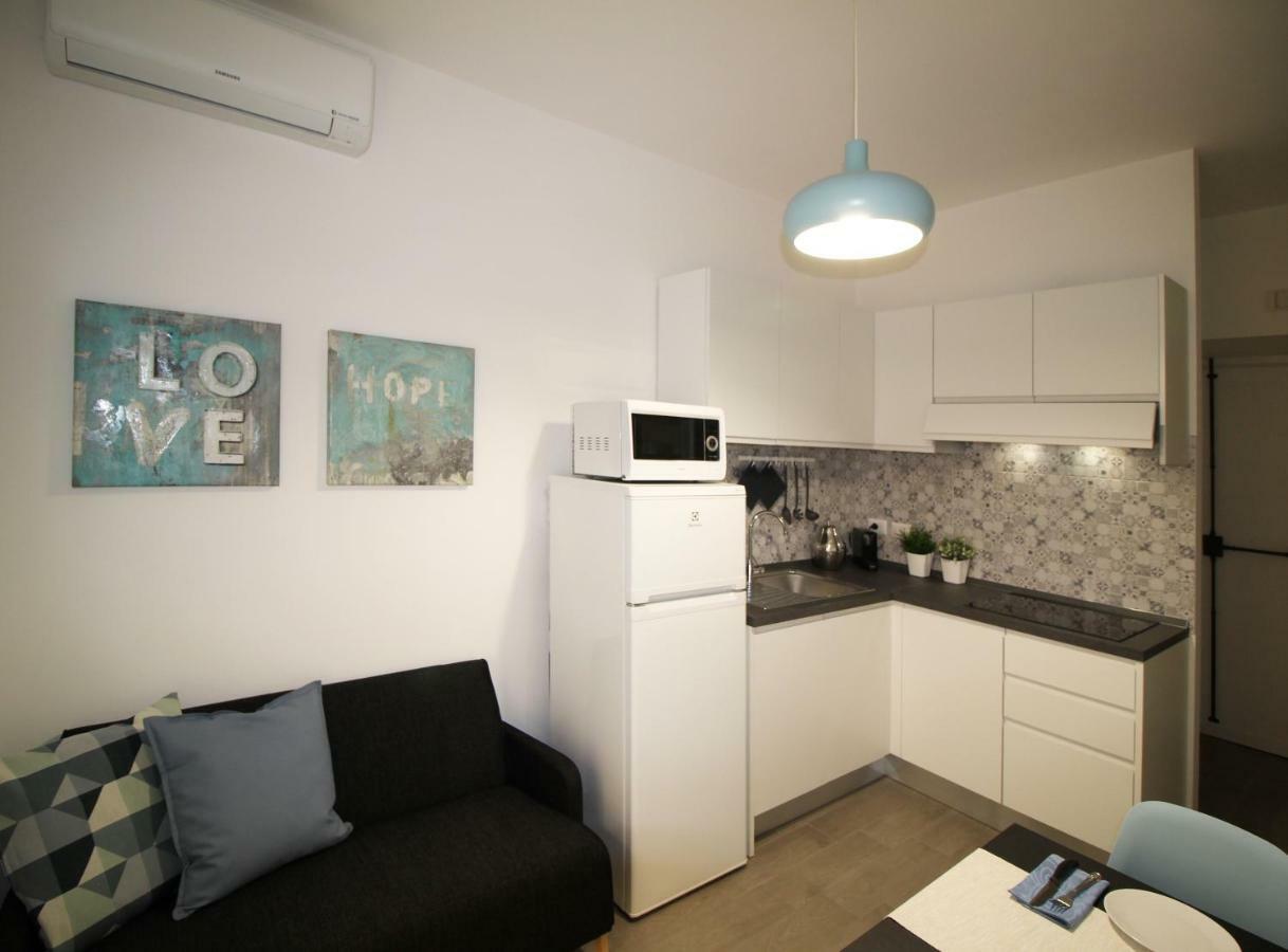 Carlo's Apartment