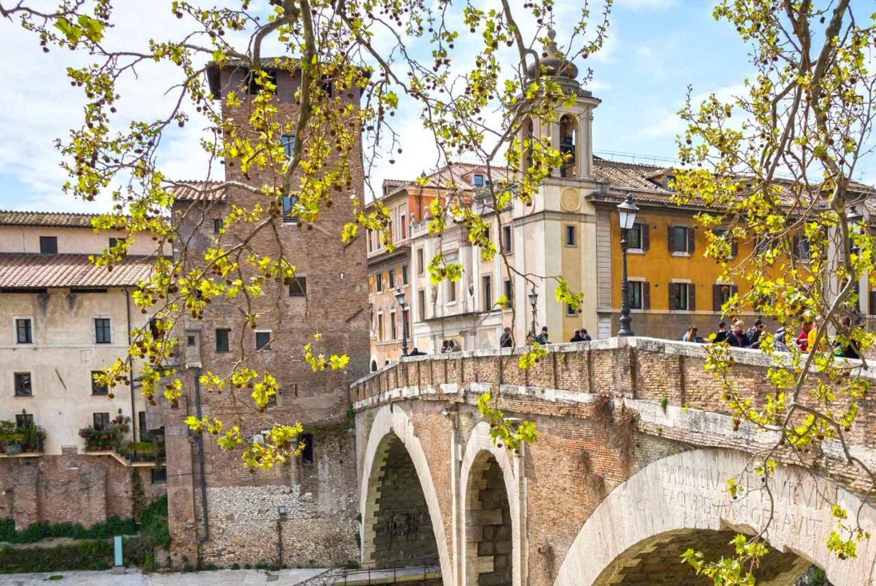 Your Trastevere Apartment- Welcome Home! * Roma