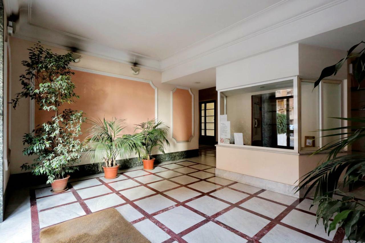 Domus Ponte Milvio Roma