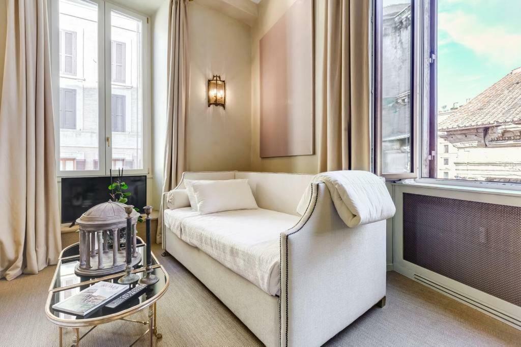 Luxurious Loft Facing The Pantheon Feriehus Roma