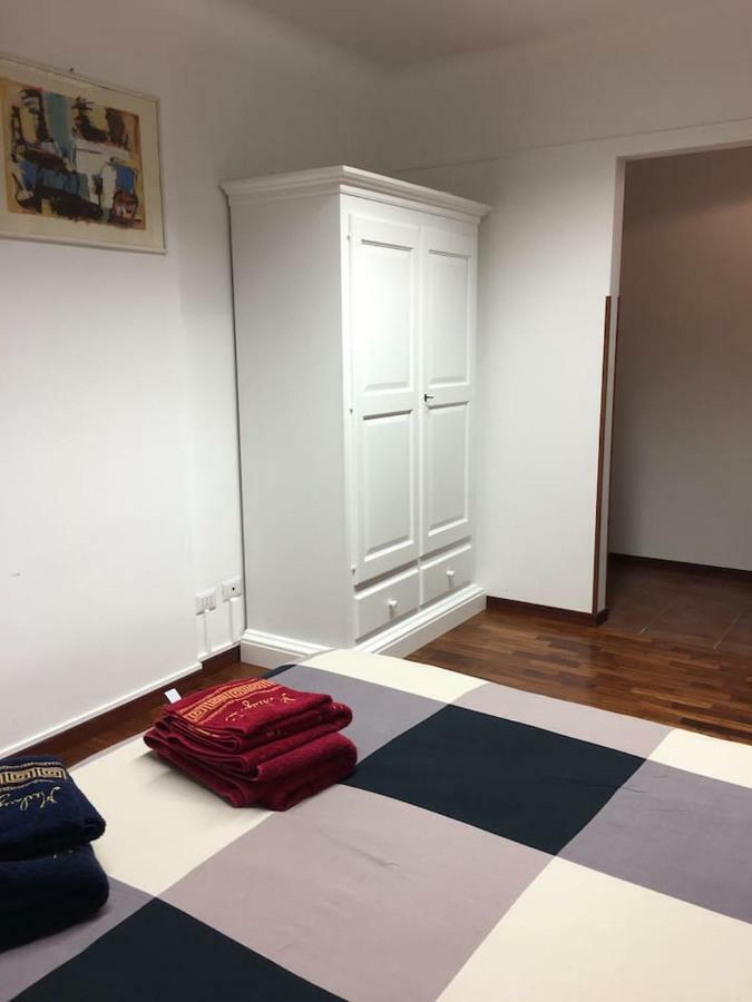 Family & Friends In Apartamento *