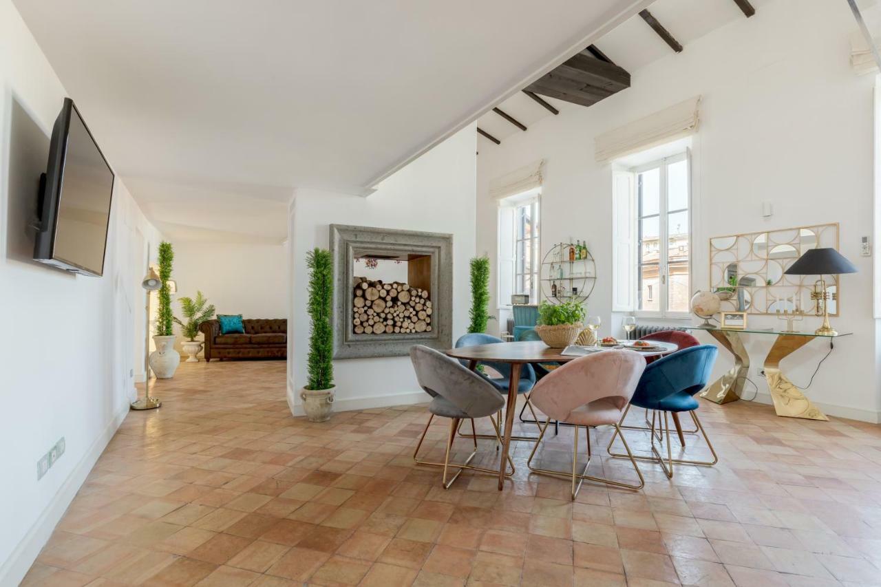 Presidential Penthouse Navona Apartment