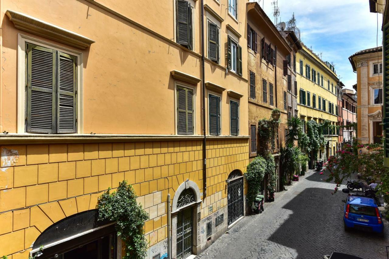 Trastevere Queen * Roma