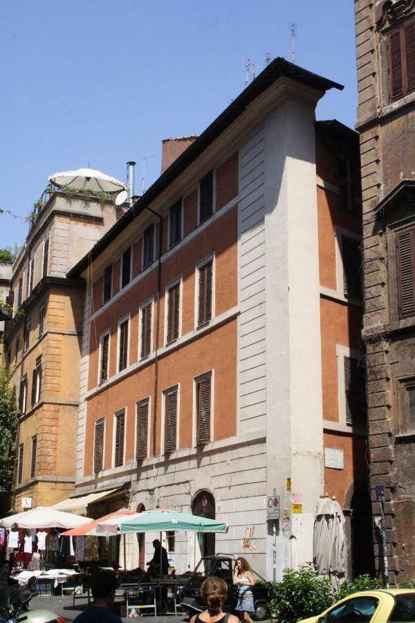 Della Pace, Classy & Charming - Renovated Apartamento *