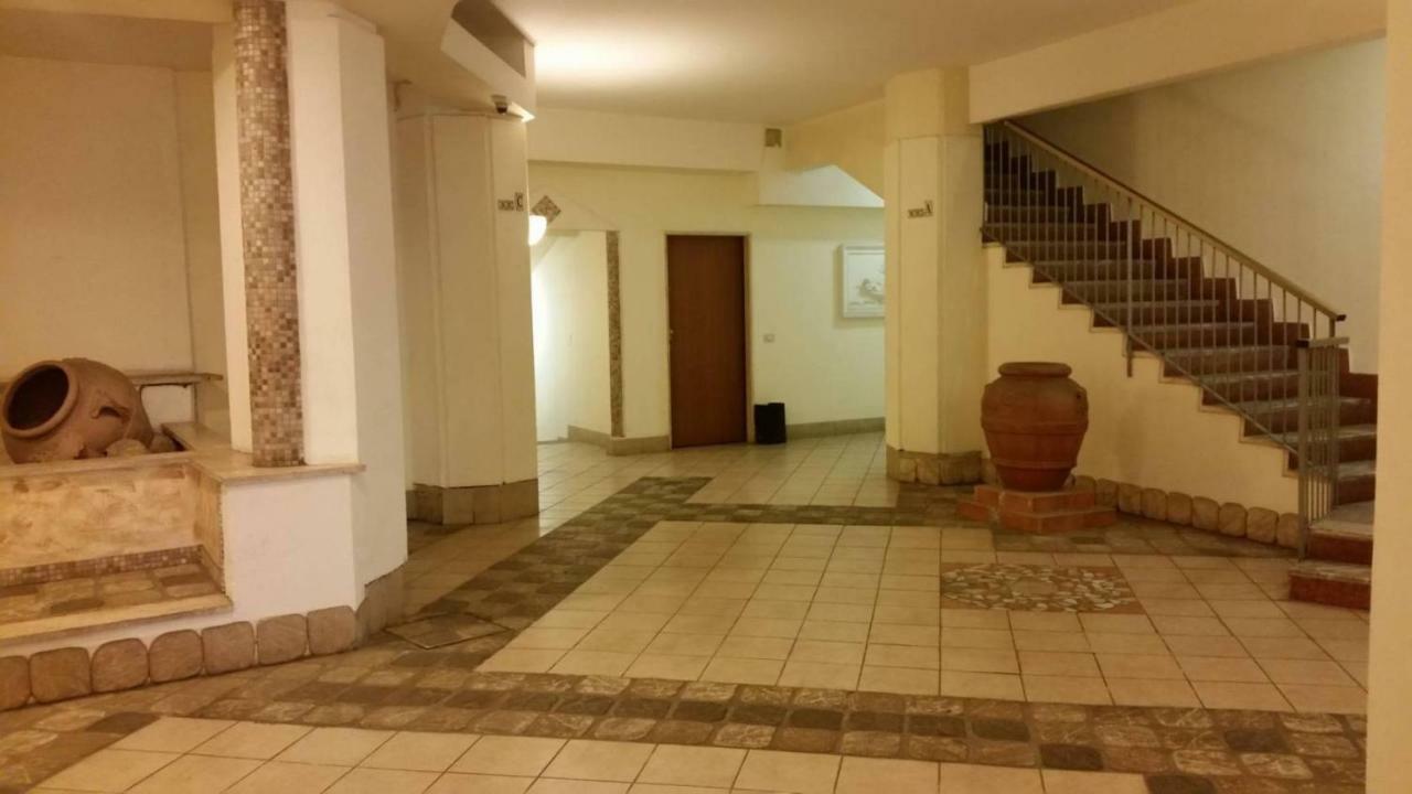 Metro A Modern Apartamento Roma