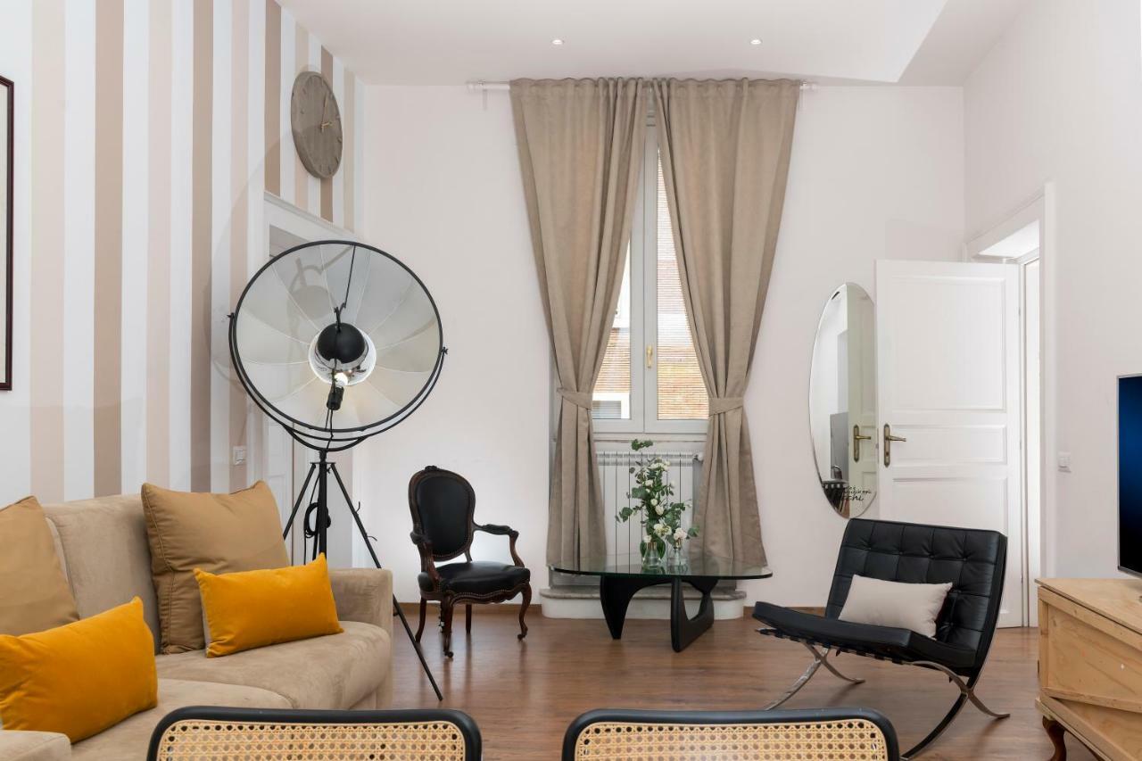 Leilighet New! Spanish Step Design *
