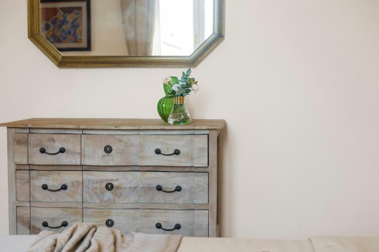 Leilighet New! Spanish Step Design