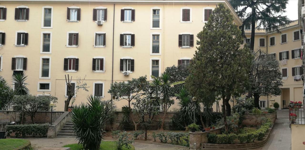 Casa Di Ele Guest house