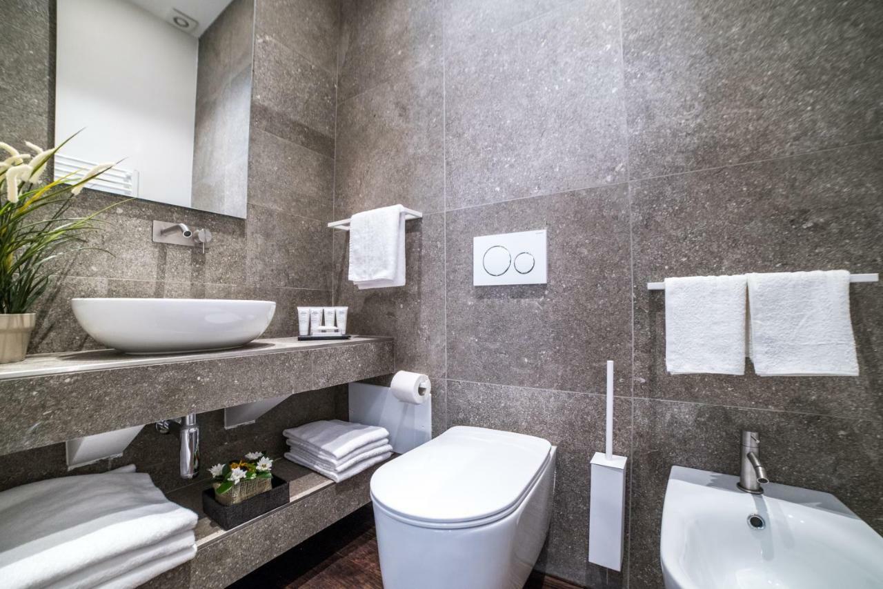 Youroom Carrozze 3*