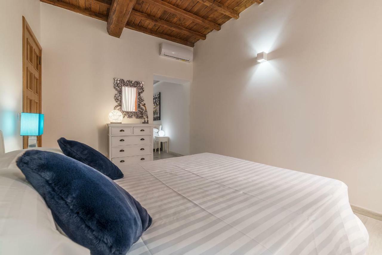 Vittoria Palace Spanish Steps Apartment *