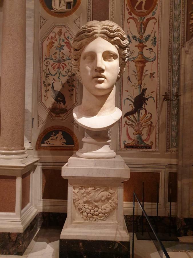 Borghese 42 Apartamento