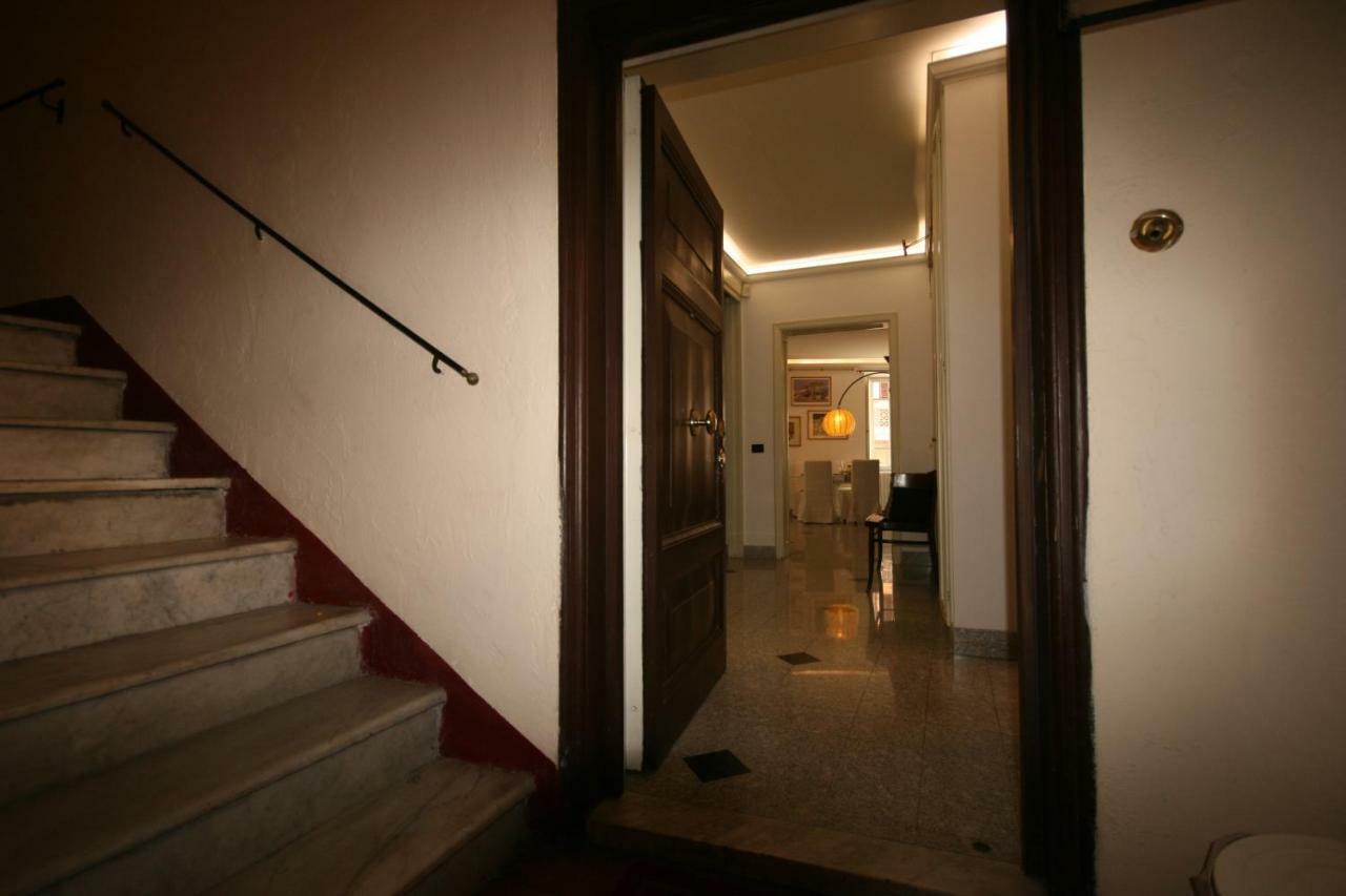 Fontanella Borghese 1bd Roma