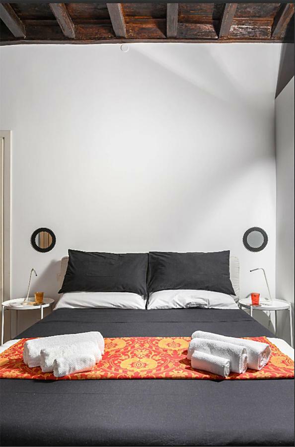 Delizioso A Campo De' Fiori Apartment Rome
