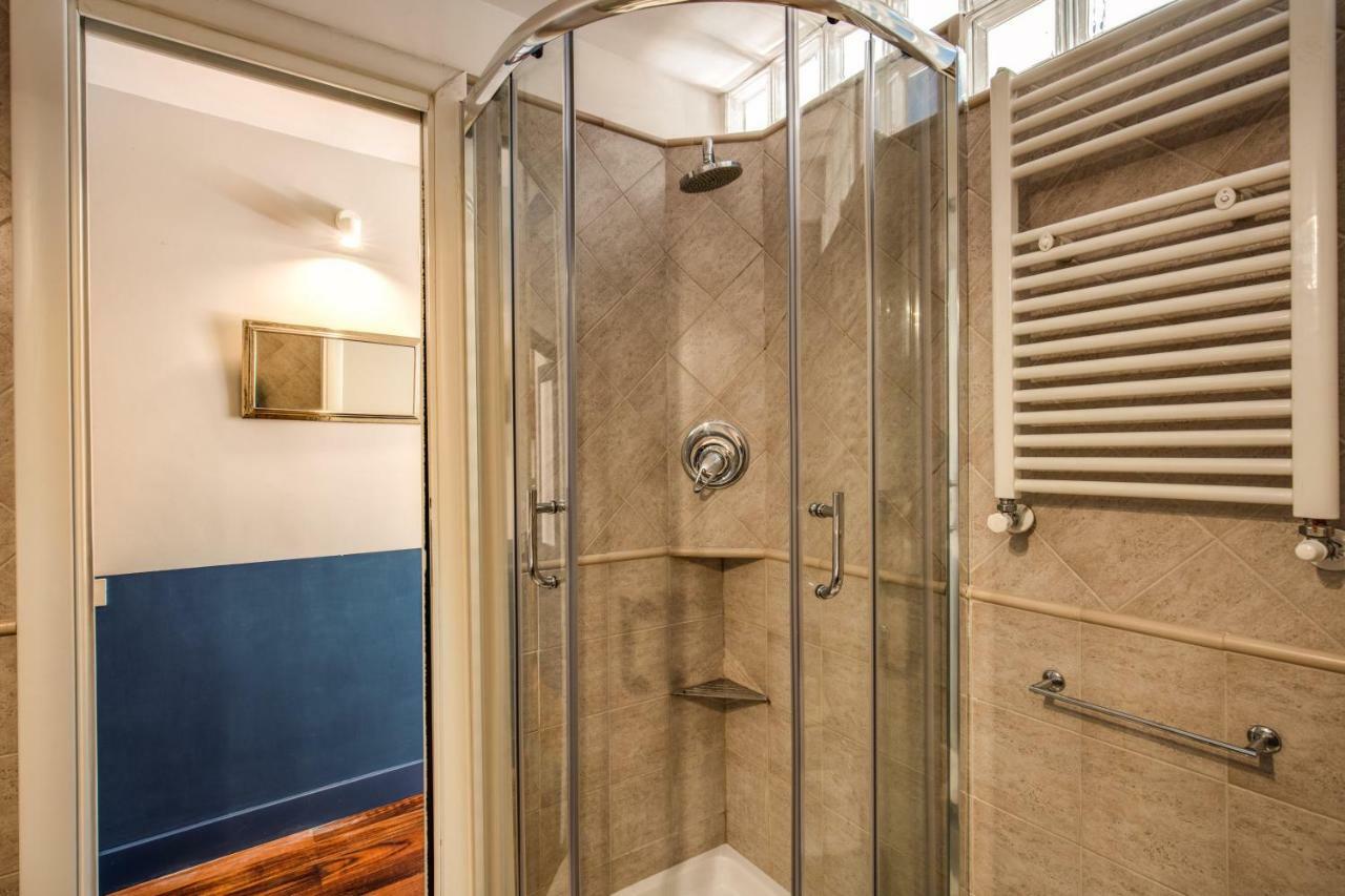 Trastevere Vintage 2 Bedroom 2nd Floor Apartment Rome