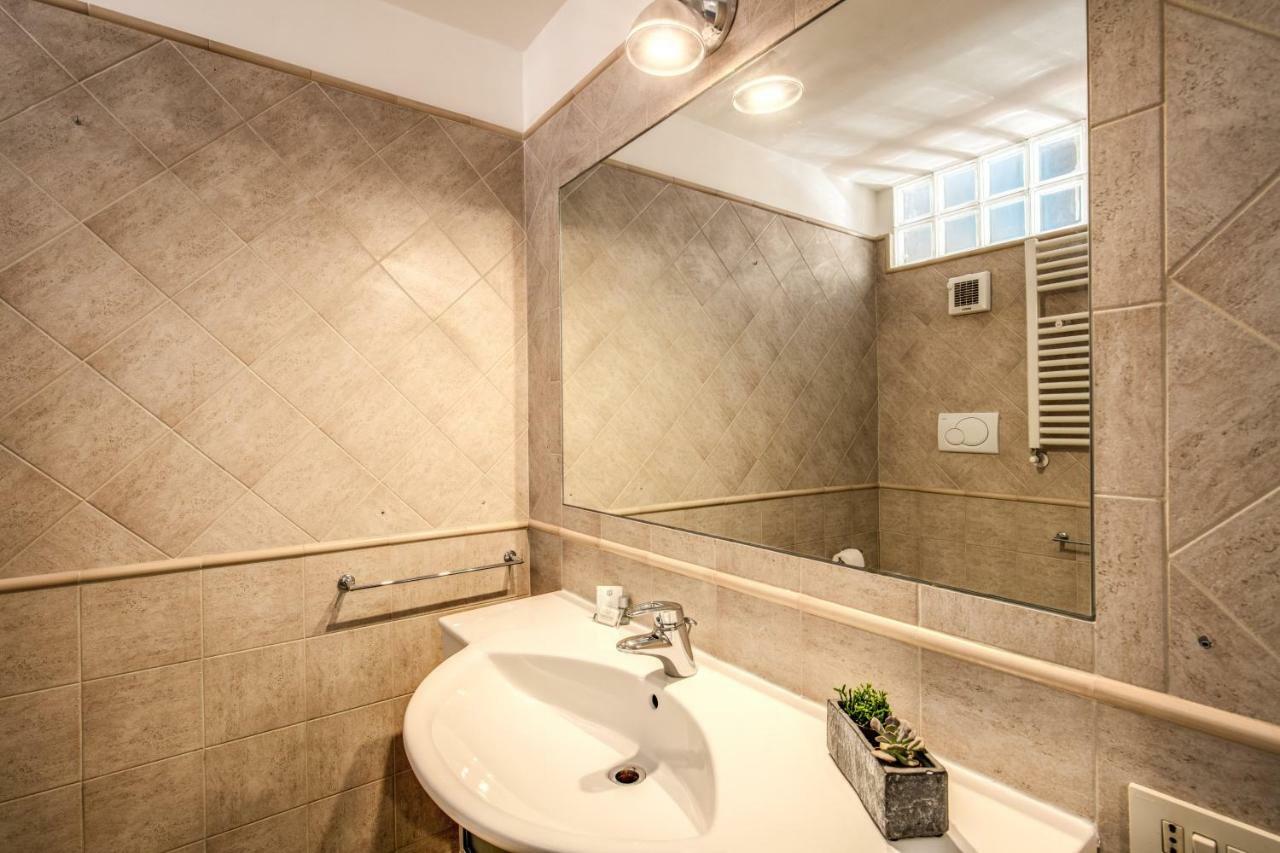 Trastevere Vintage 2 Bedroom 2nd Floor