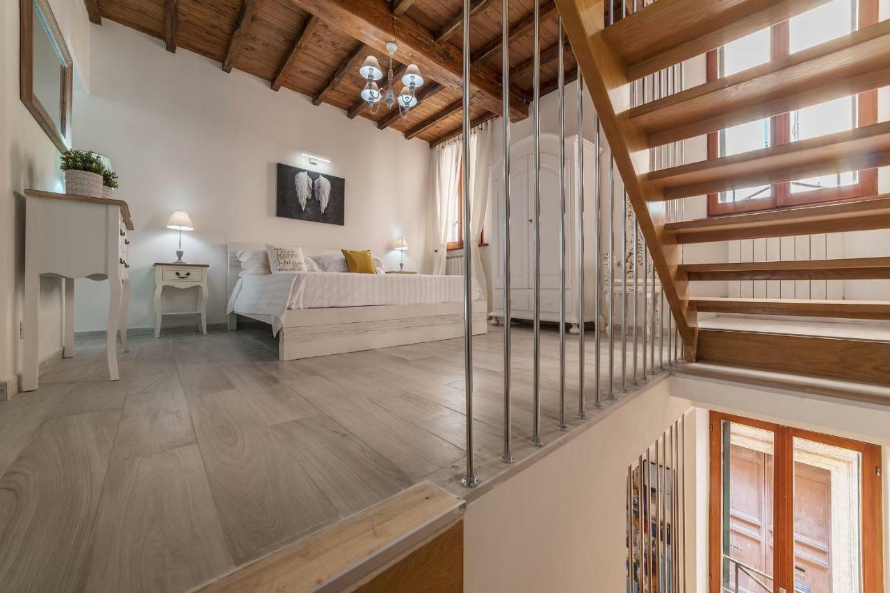 Vittoria Palace Spanish Steps Apartment Rom