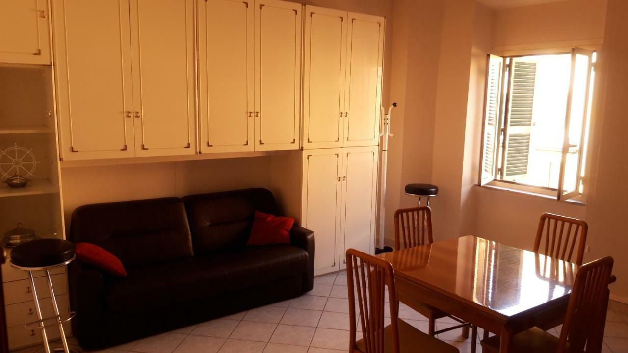 Allegra's House Cipro Rom