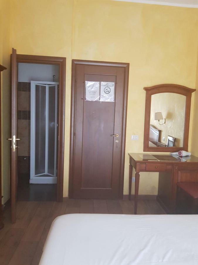 3 Lati Di Pitagora Roma