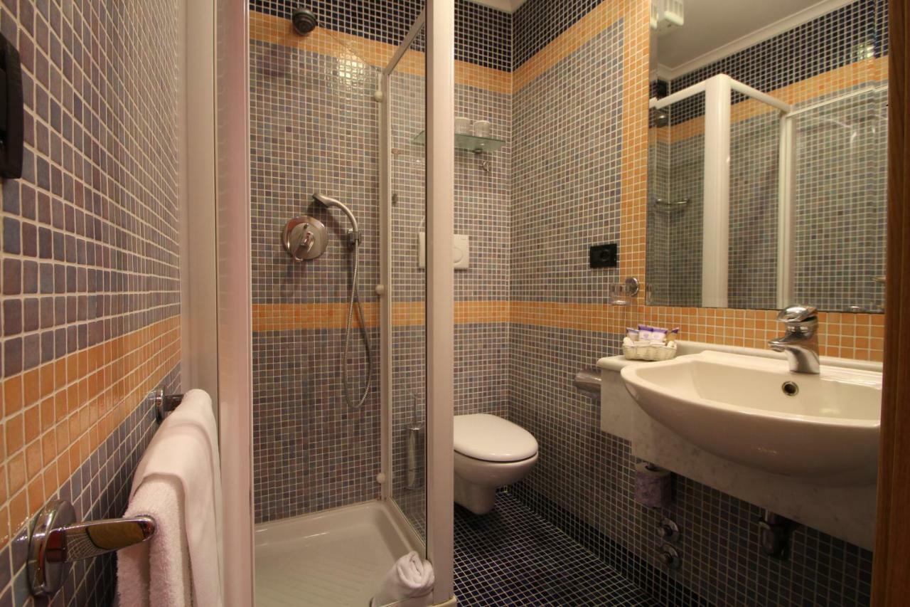 Hotel Portoghesi 3*