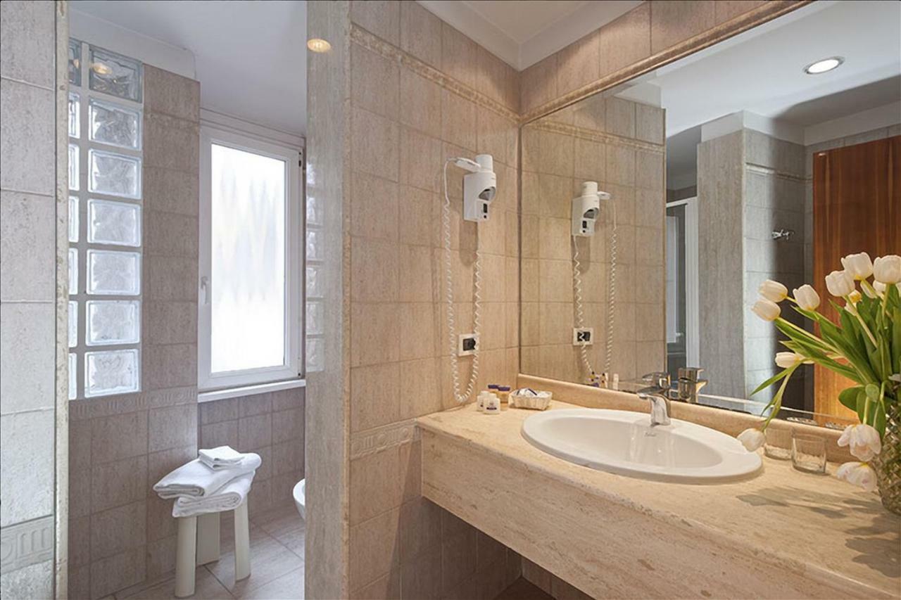 Portoghesi Hotel 3*