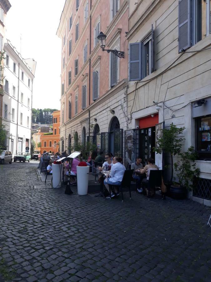 Foro Romano Luxury 2 Apartment *