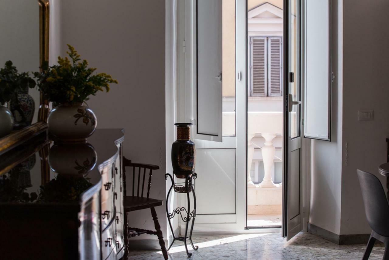 Domus Aurea 295 Apartamento *