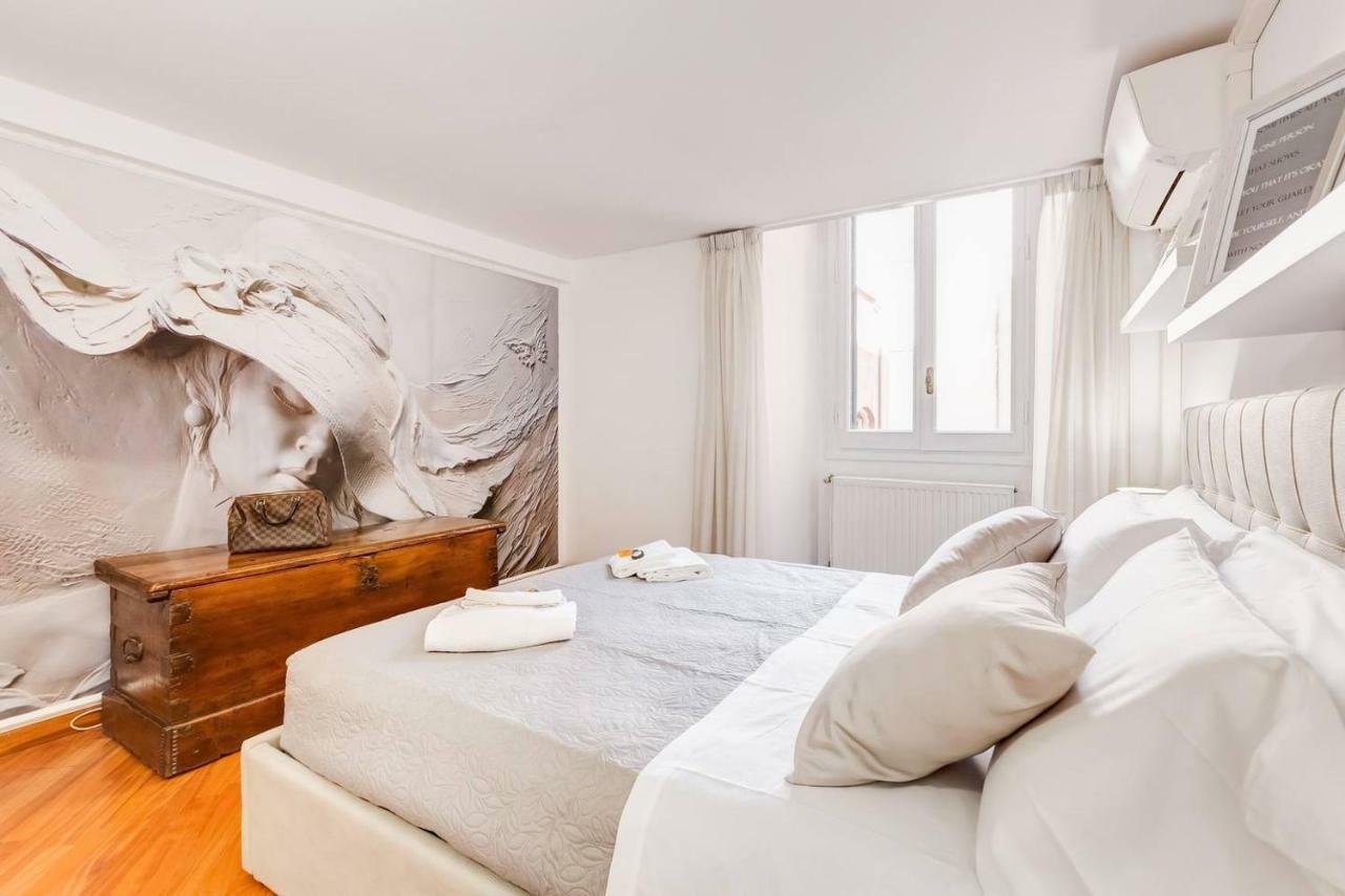 Loveromeapartments Pantheon, Navona Square * Roma