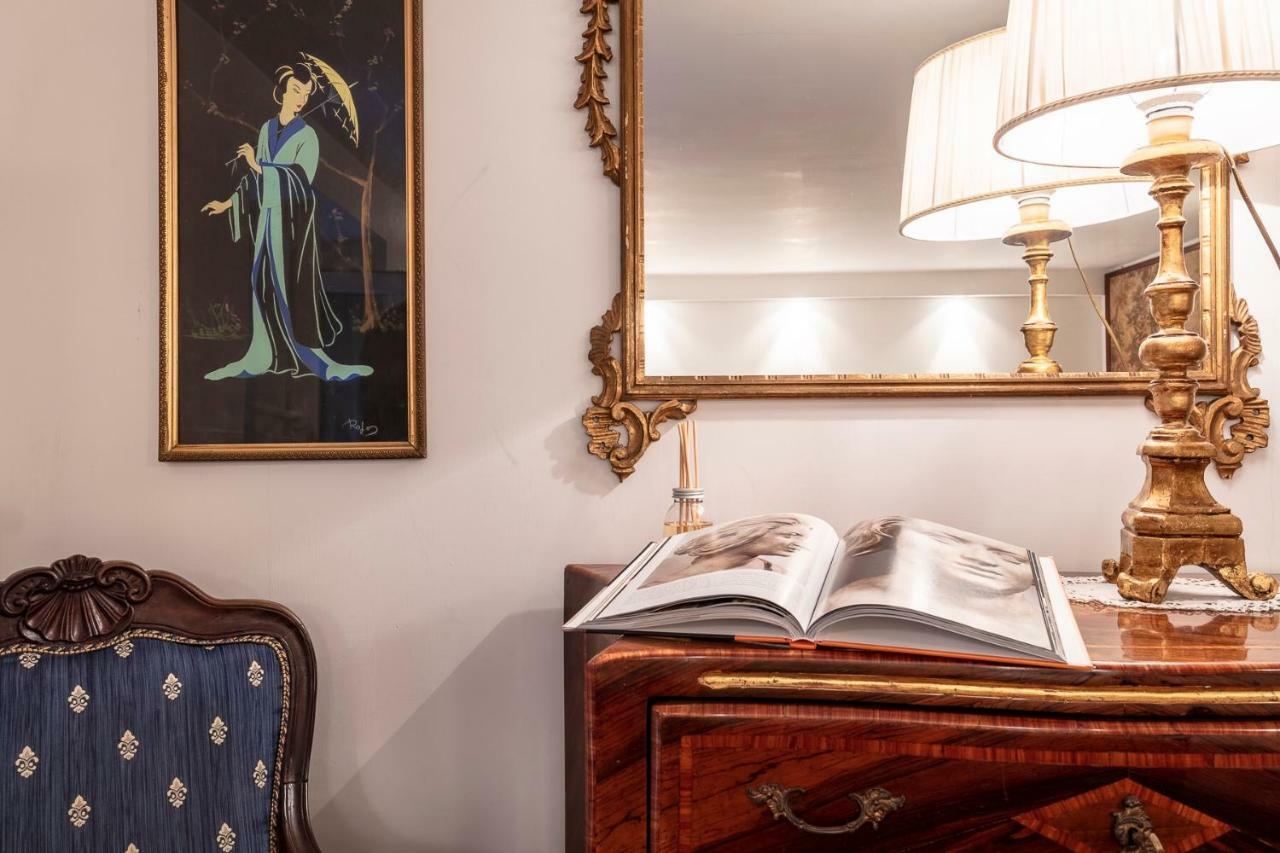 Residenza Contessa Costanza Holiday home Rome