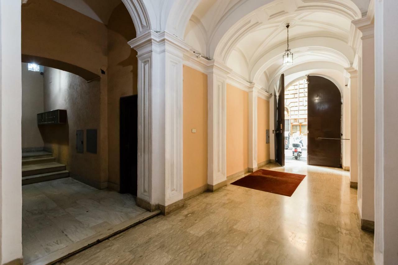 Repubblica Exclusive * Rom