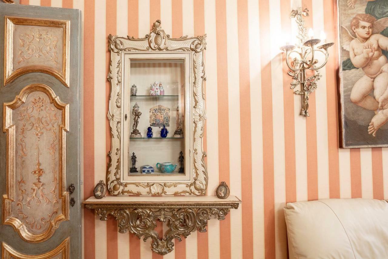 Residenza Contessa Costanza Holiday home Rome