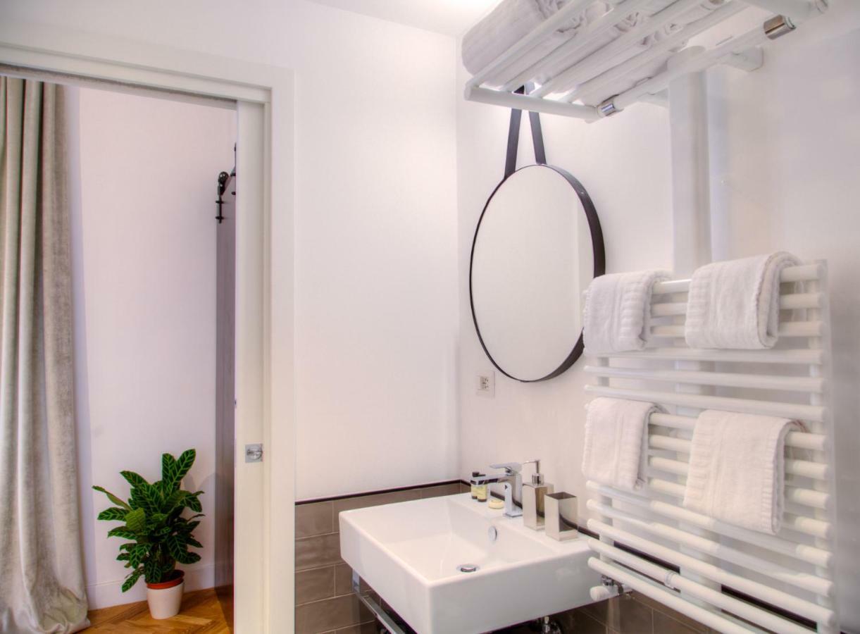 Apartment App Beccaria In Rom