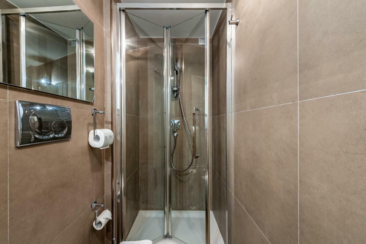 Apartment Irex Trevi Fountain Private Rom
