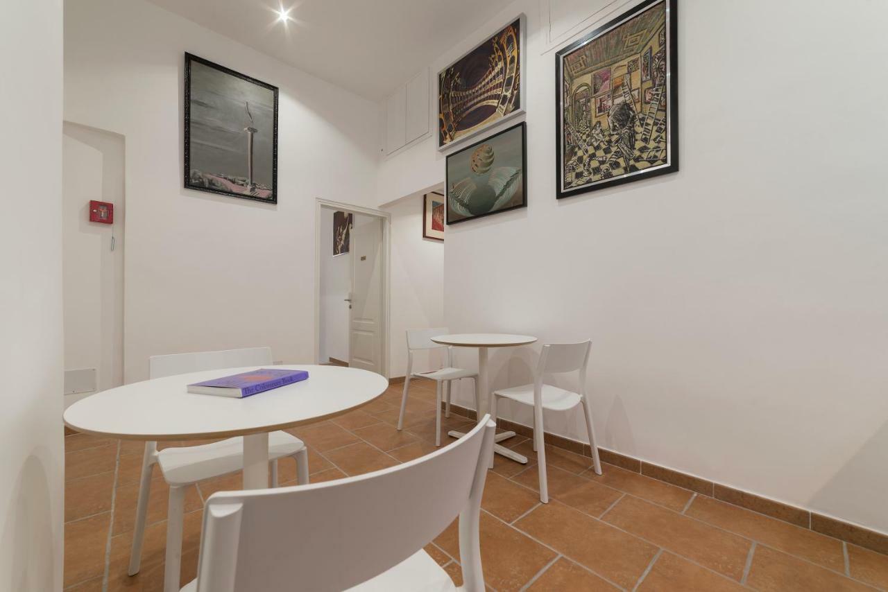 Via Genova Apartamento