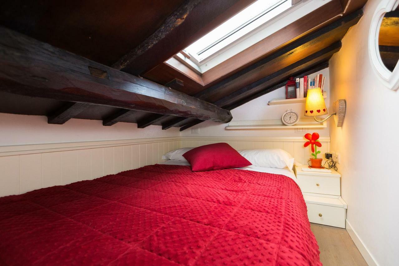 Leilighet Pantheon Romantic Loft Roma