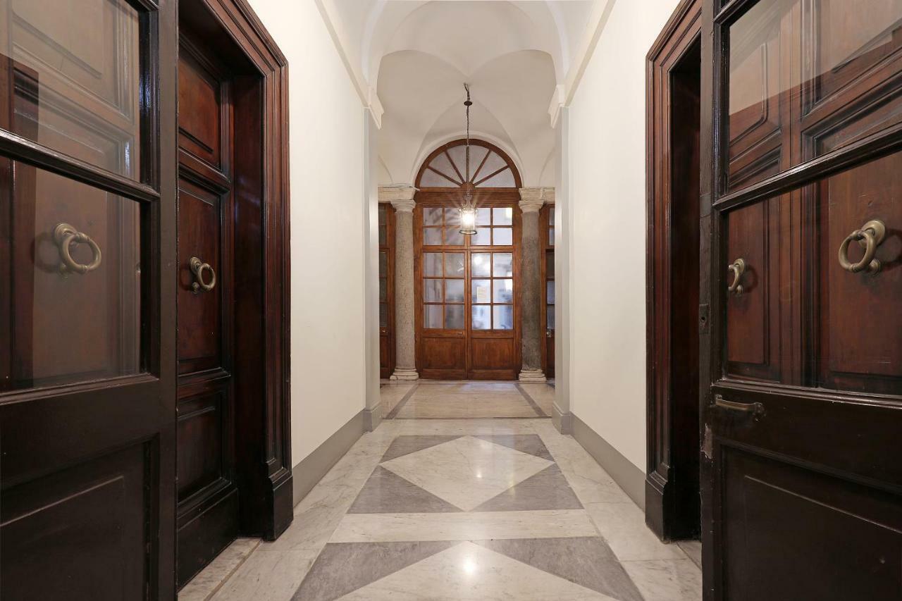 Croce 77 Central * Roma