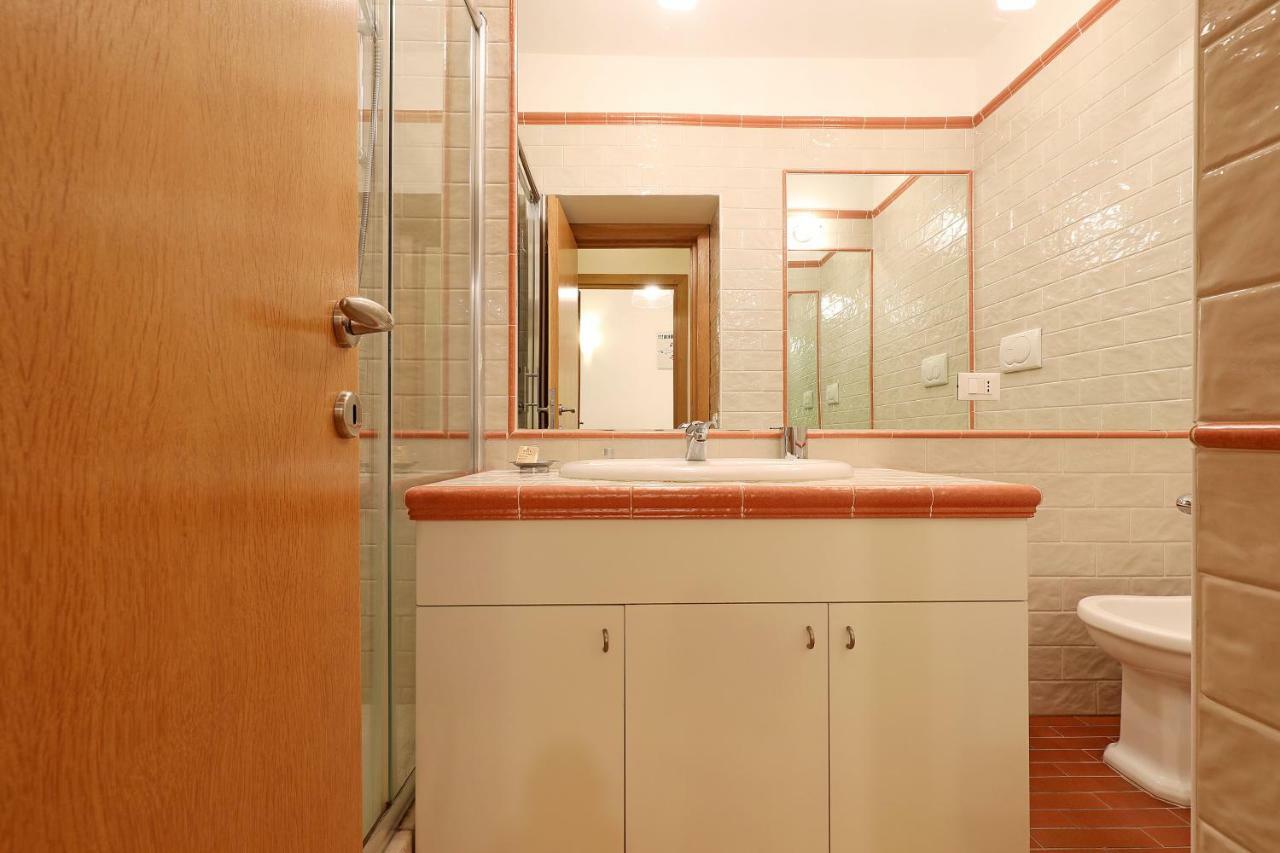 Appartamento Croce 77 Central